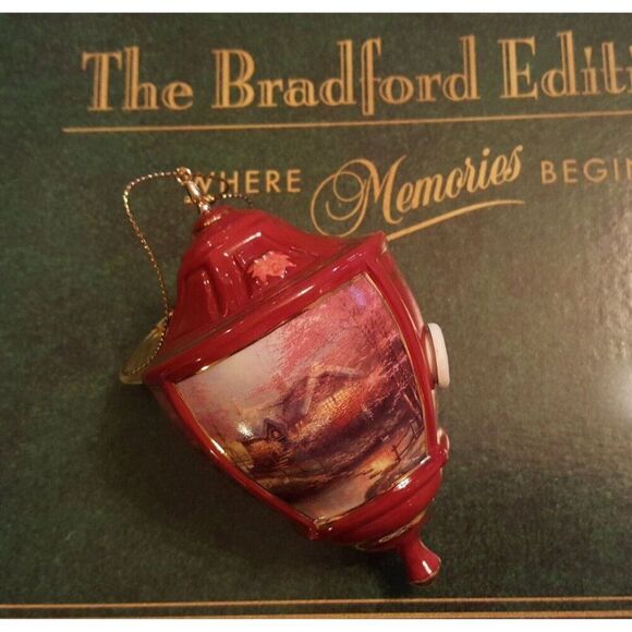 Thomas Kinkade Bradford Editions Heirloom Ornament Lite Cover Stone Cottage New - Picture 4 of 6